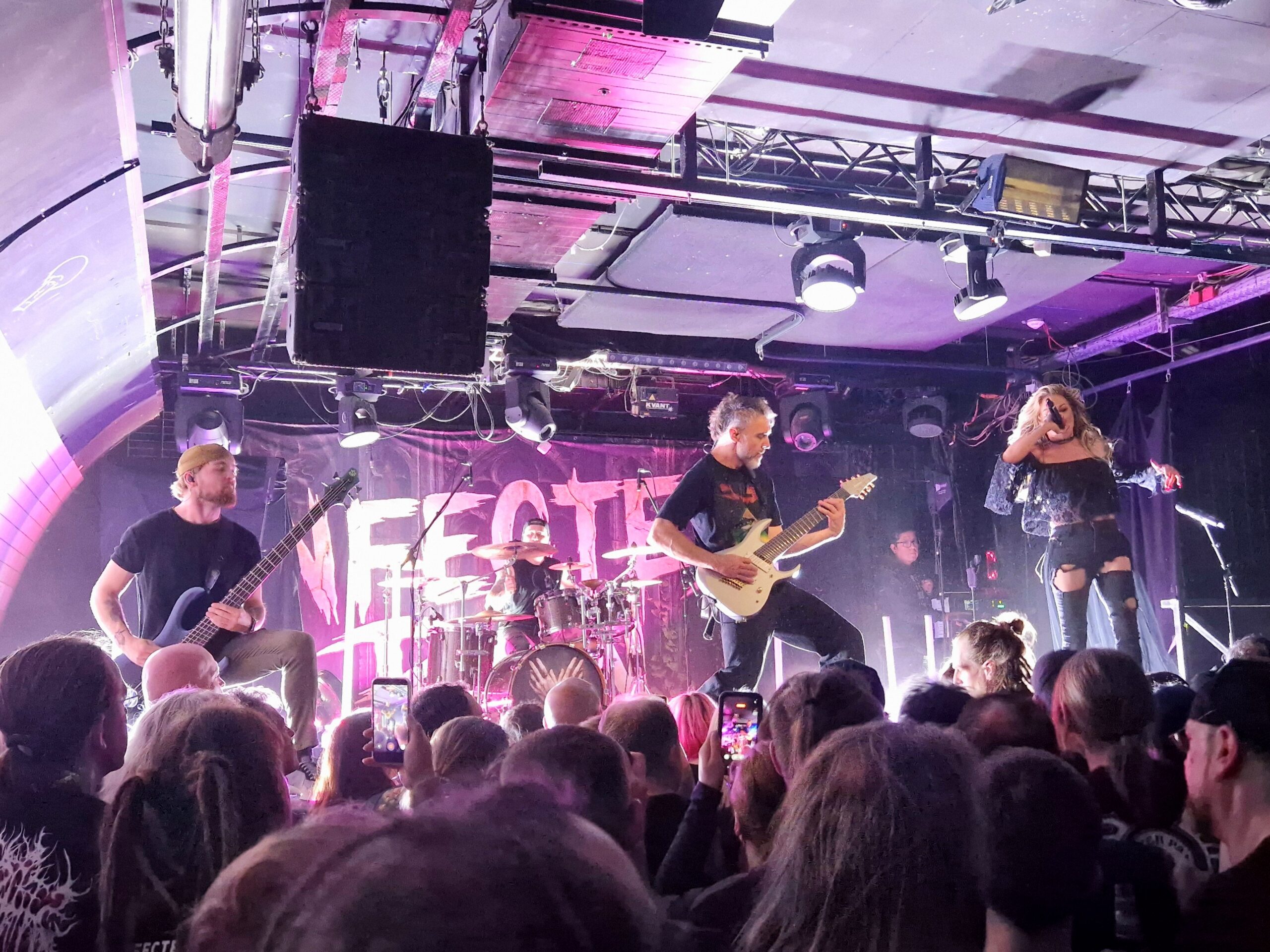 Butcher Babies & Infected Rain in Hamburg